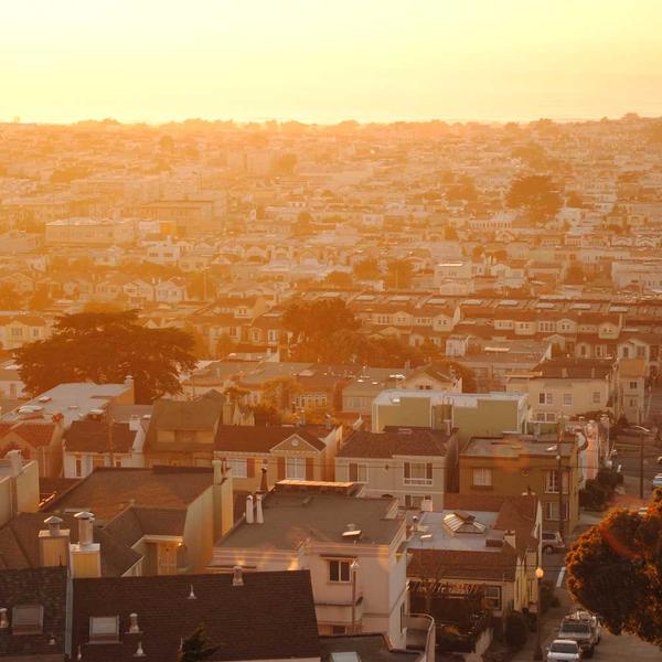 Peças-Chave: 5 Itens para Multiplicar seu Guarda-Roupa