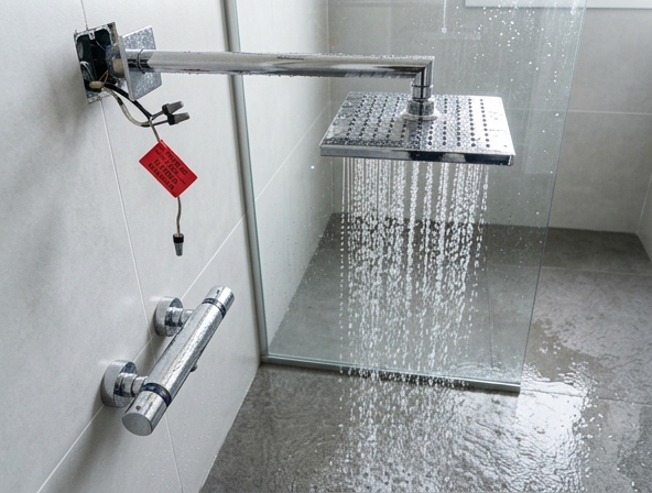 Troca de Chuveiro: Domine a Instalação e Proteja a Resistência!